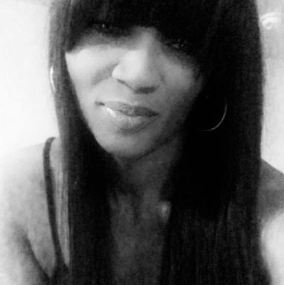 Meet your Posher, Quintosha - Picture 1 of 1